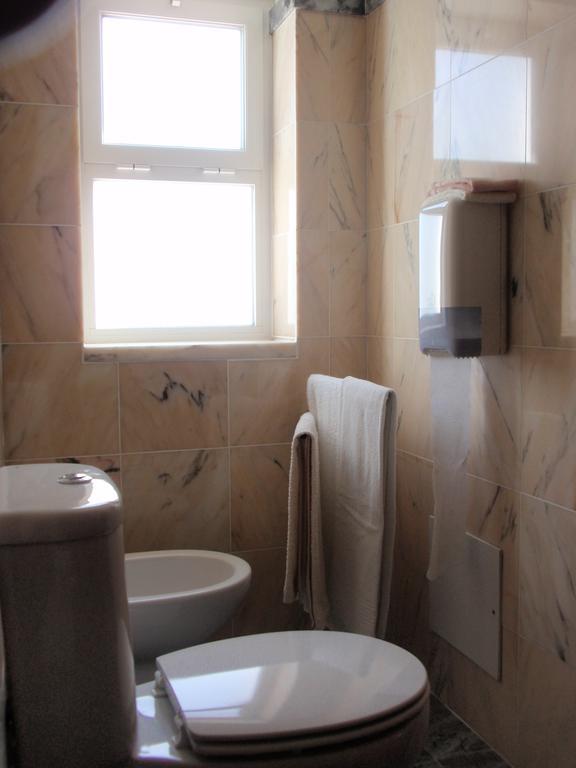 "O Viajante" Low Cost Hotel Estremoz Quarto foto